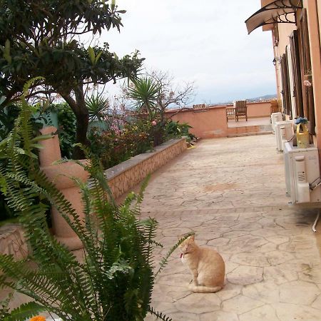 B&B Villa Sul Golfo Куарту-Сант'Элена Экстерьер фото